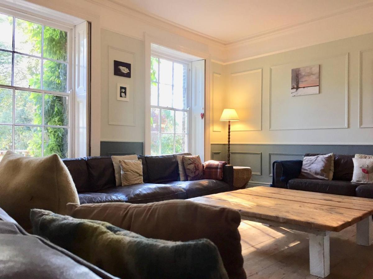 Manor House Moreton - Entire Holiday Home Dorchester Eksteriør billede